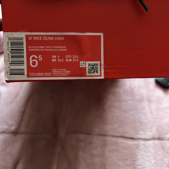 Nike dunks - Picture 3 of 4